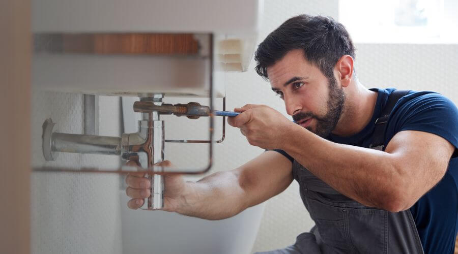 Expert burst pipe repair services in Gentry, MO